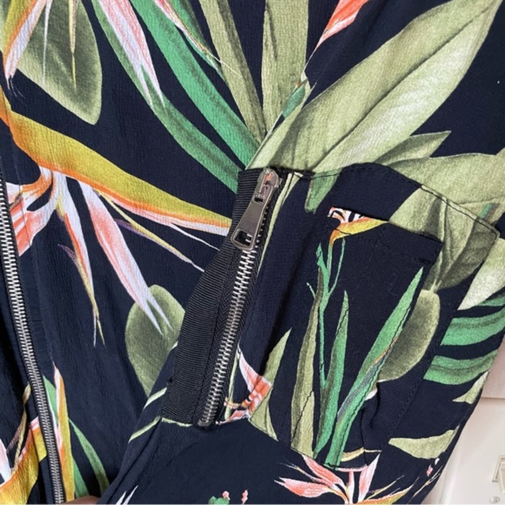 Zara‎ Basic Tropical Floral Bird of Paradise Bomber Jacket Women’s Size Large - Picture 3 of 5